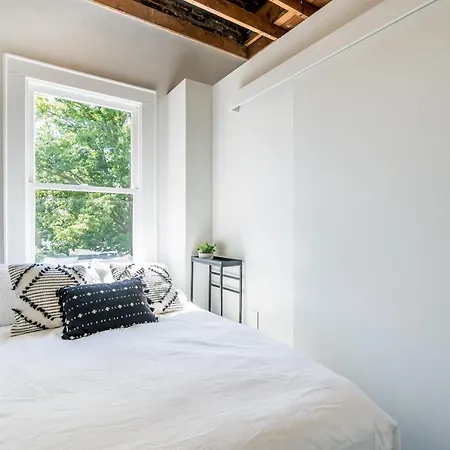 The 505 Eugene Apartment Exterior photo