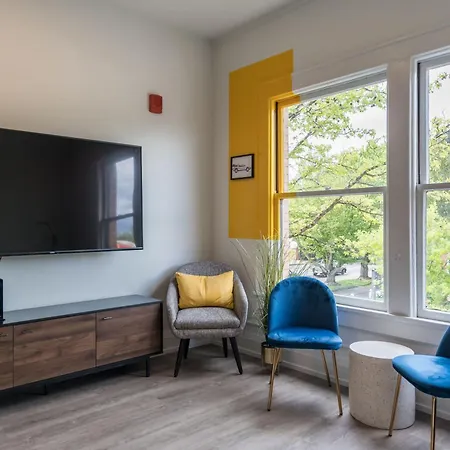 The 505 Eugene Apartment Exterior photo