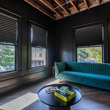 The 505 Eugene Apartment Exterior photo